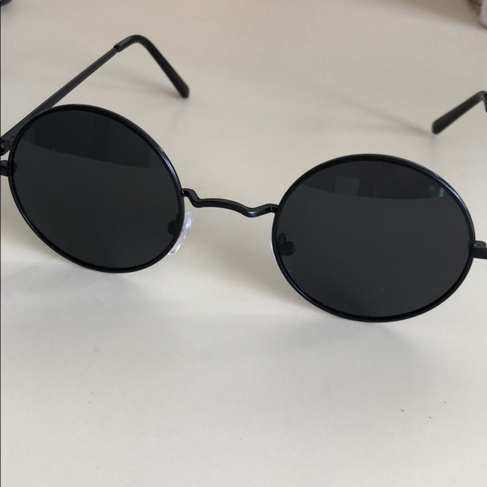 Black sunglasses
